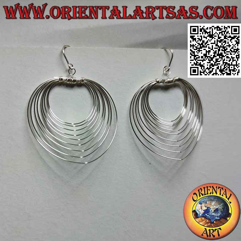 Silver earrings with parallel heart-shaped pendants