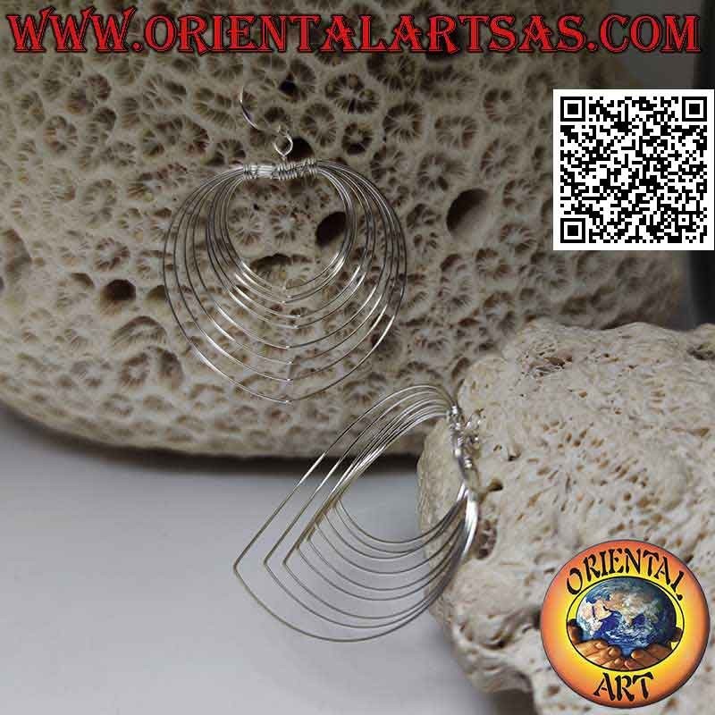 Pendientes de plata con colgantes paralelos en forma de corazón