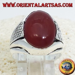 anillo de plata con cabujón oval de cornalina