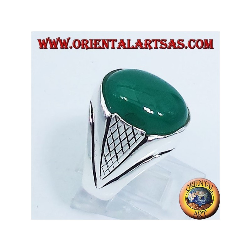Bague en argent avec vert agate cabochon ovale