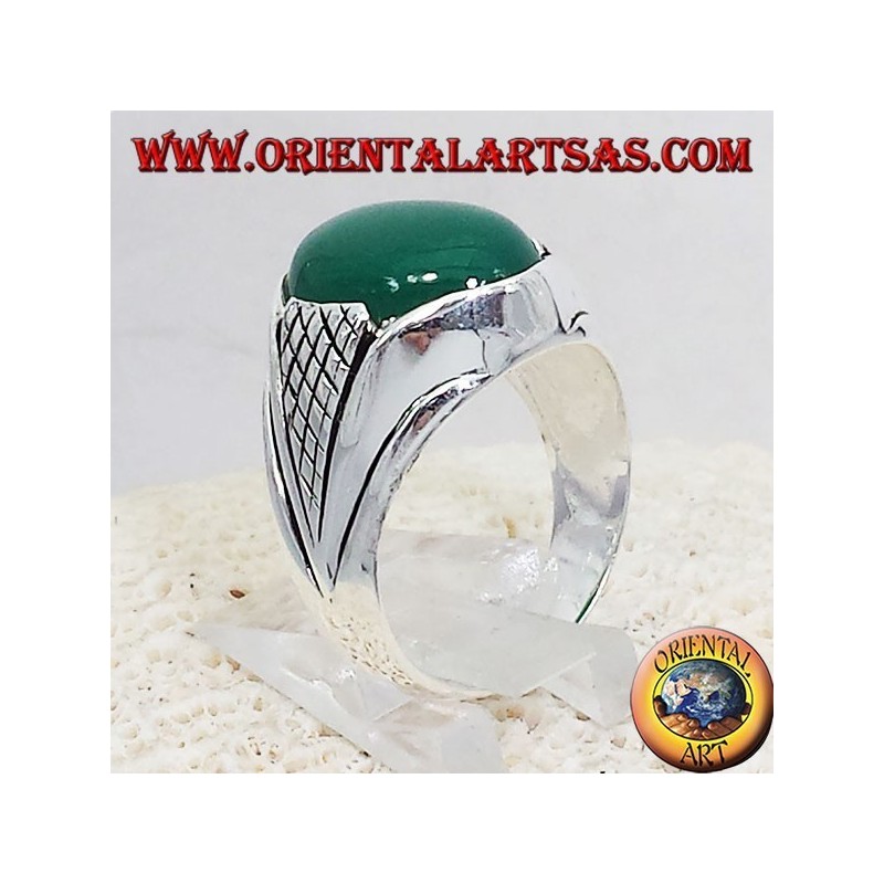 anillo de plata con cabujón de ágata verde ovalada