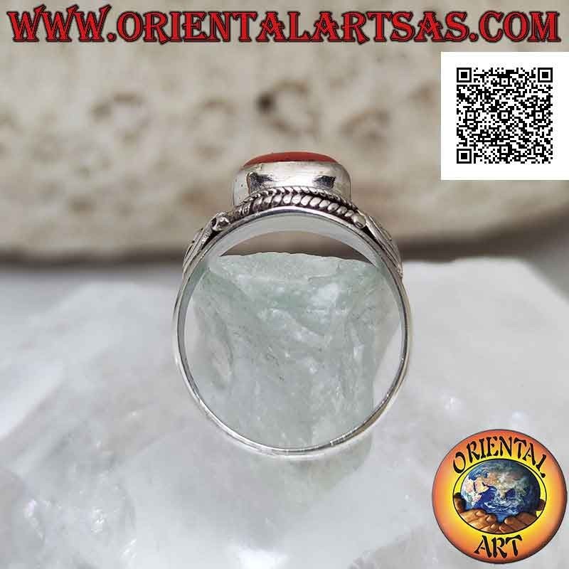 Anillo de plata con adornos transversales y laterales de coral natural (hecho a mano)