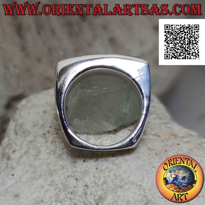 Smooth silver ring with narrow and long horizontal rectangular onyx on squared frame