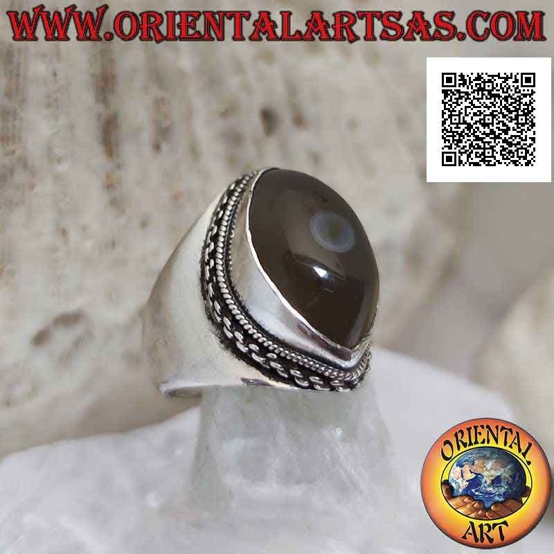 Anillo de plata con ágata ojo de Shiva grisáceo con lanzadera y borde de cadena en engaste liso (f)