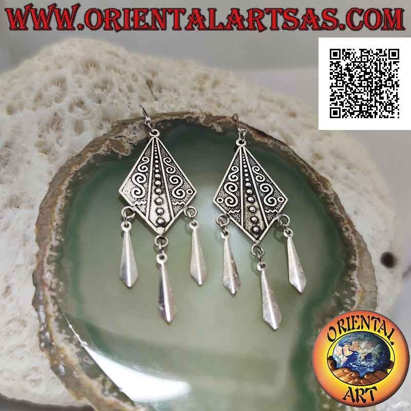 Silver hook earrings, rhomboid with Greek in bas-relief and three pointed pendants