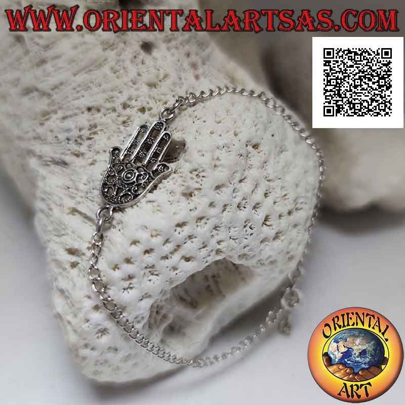 Soft silver chain bracelet with hand of fatima decorated with central filigree