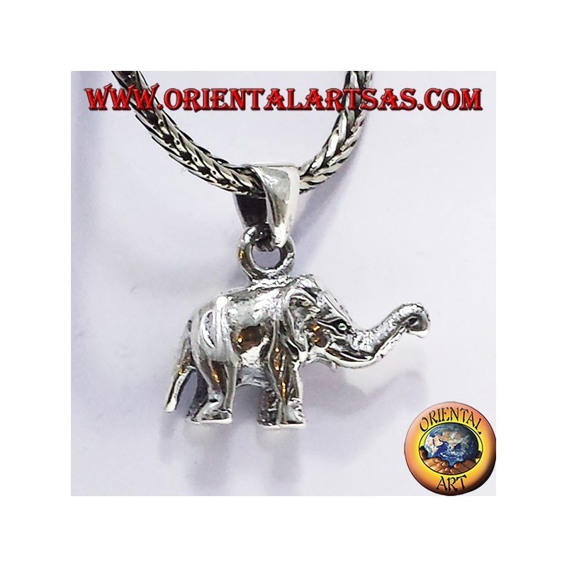 Plata colgante de elefante (en tres dimensiones)