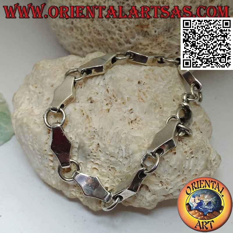 Pulsera de plata con cadena de rombos tridimensionales y anillas alternas suaves