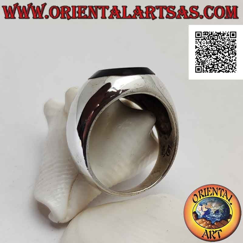 Glatter konvexer Silberring mit erhabenem flachem ovalem Onyx mit doppelt hervorstehender Kante
