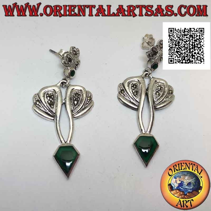Boucles d'oreilles en argent avec agate verte en forme de diamant et monture en marcassite