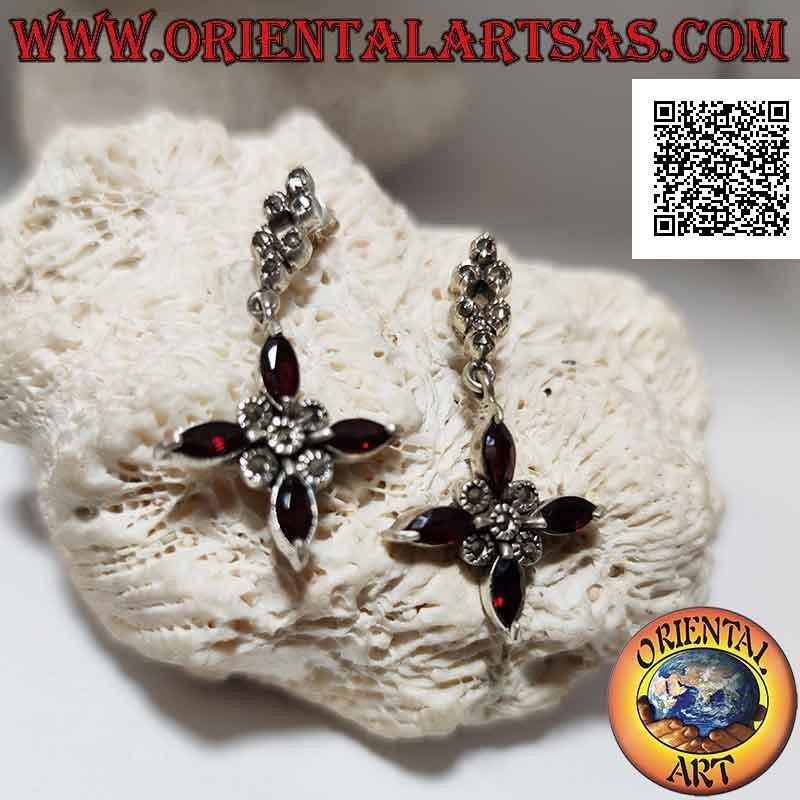 Boucles d'oreilles lobe en argent avec pendentif croix de 4 grenats navettes et marcassite au centre