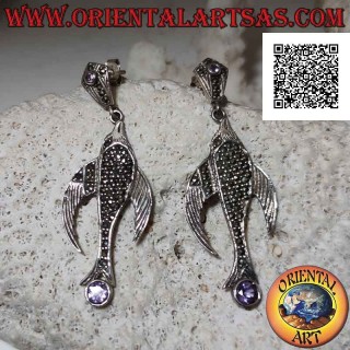 Pendientes de plata con lóbulo con golondrina tachonados de marcasita y amatista redonda natural