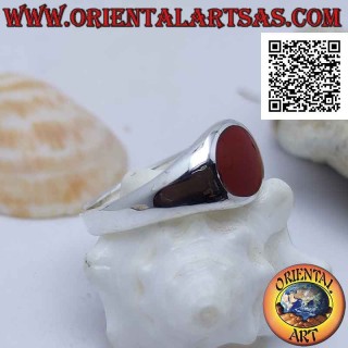 Anello in argento liscio leggermente bombato con corniola tonda a filo borbo 8 Ø