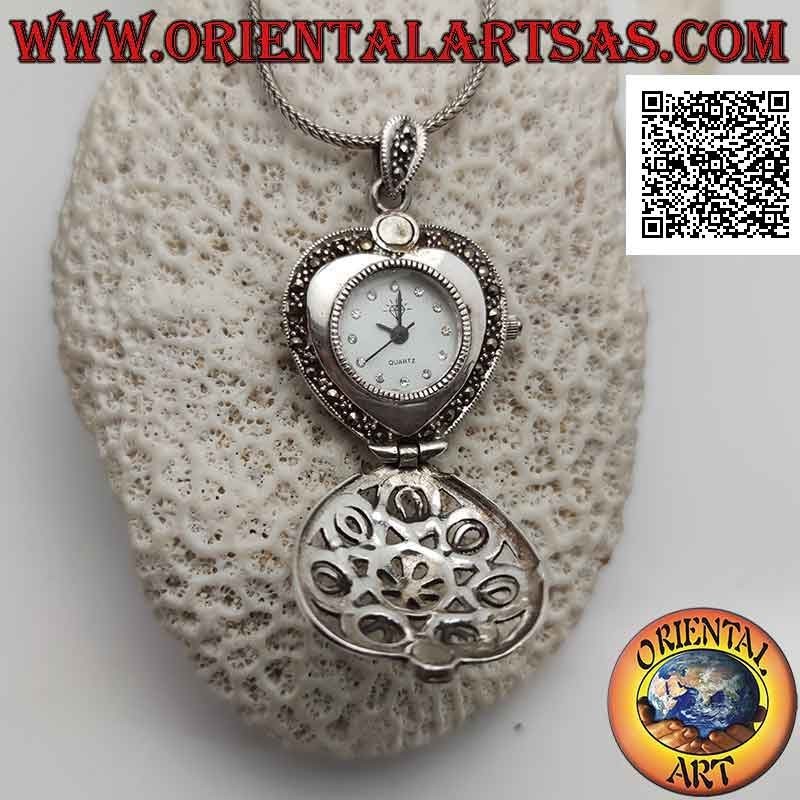 Pendentif montre quartz de poche en argent avec décorations perforées et marcassites en forme de cœur