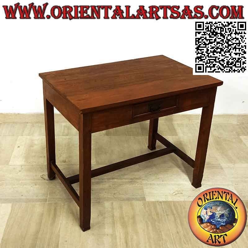 Escritorio antiguo con cajón central y reposapiés en madera de teca