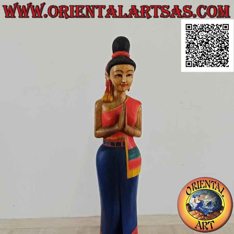 Escultura de una mujer tailandesa en saludo formal de bienvenida "Wai o Sawasdee" en madera de suar de 150 cm (azul)