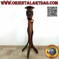 Lampadaire à trois pieds et...