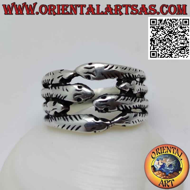 Anillo de plata con cuatro filas de serpientes en forma