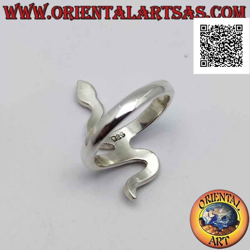 Silver ring in the shape of a snake with an enveloping smooth skin in motion