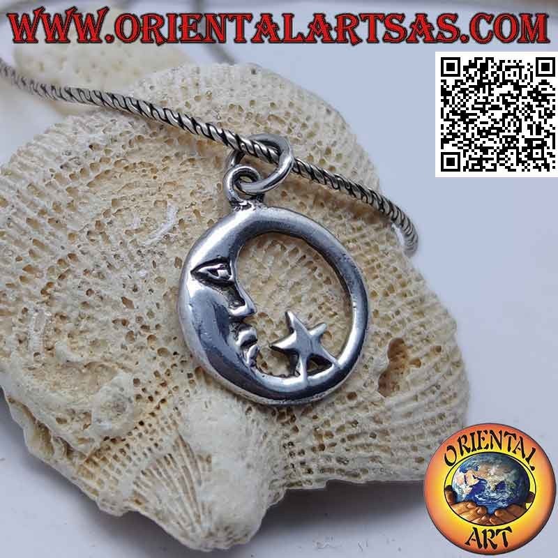Colgante de plata, luna y estrella en círculo.