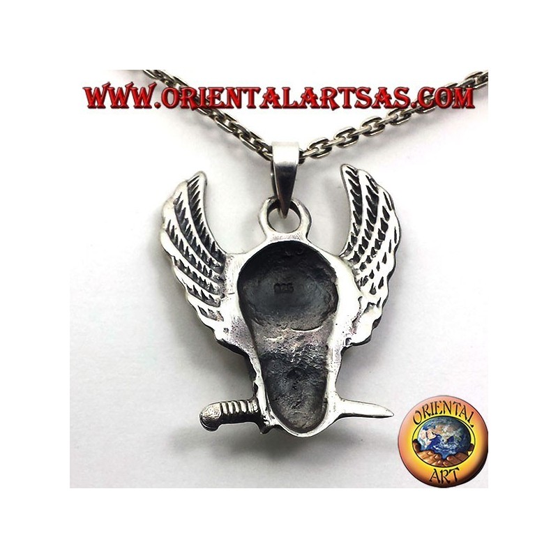 argent crâne pendentif avec des ailes