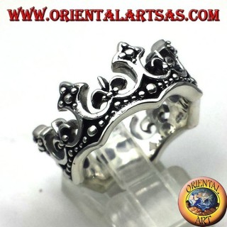 silver ring crown