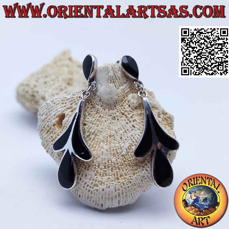 Silberohrringe in Form eines Hibiskus mit glattem Rand Onyx