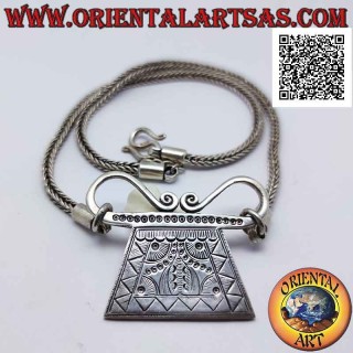 Collar de plata 925 ‰ de pulseras cuadradas de eslabones de serpiente indonesios unidos por un ataúd central grabado de 47 cm