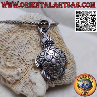 Ciondolo in argento a forma di tartaruga marina incisa e sagomata