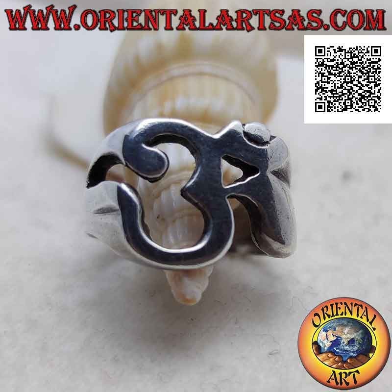 Bague en argent lisse en forme de syllabe sanskrite ajourée "ॐ" Oṃ (épaisse)