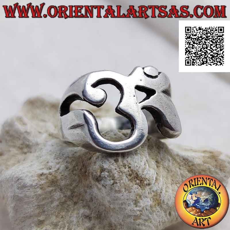 Smooth silver ring in the shape of an openwork Sanskrit syllable "ॐ" Oṃ (thick)