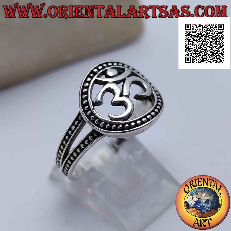 Silver ring with Sanskrit syllable "ॐ" Oṃ in the perforated dotted circle, attached by two dotted bands
