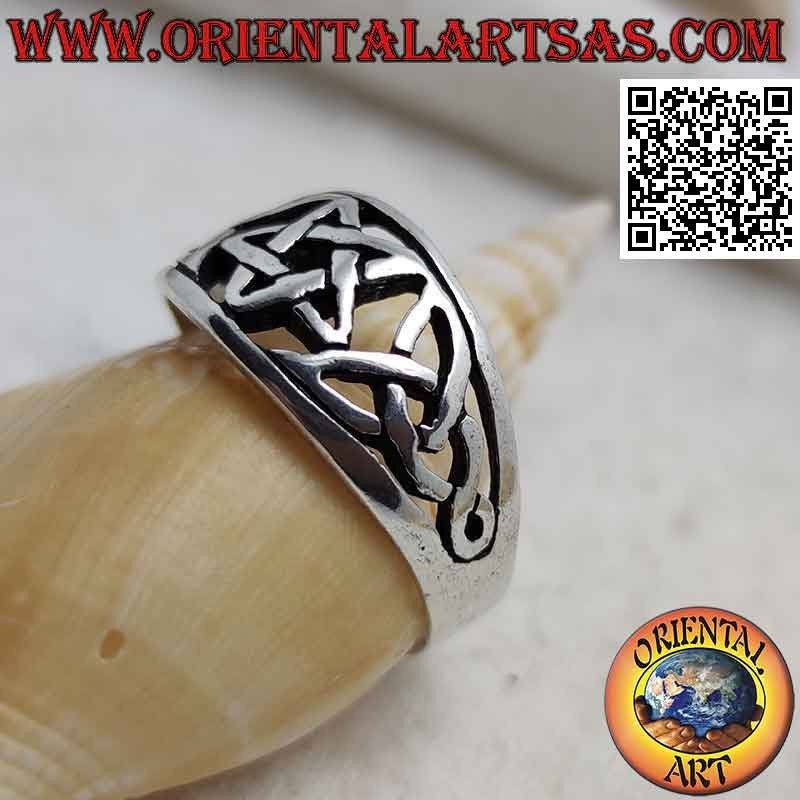 Anello in argento a fascia crescente traforata con pentacolo centrale e triquetra ed infinito sui lati