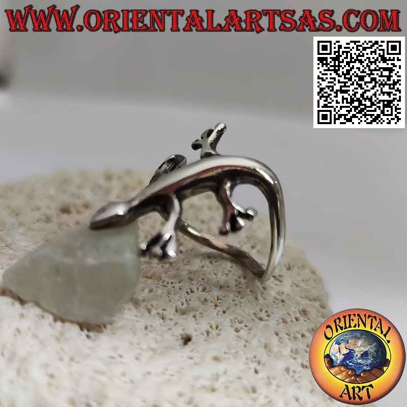 Anello in argento a forma di geco (Gekkonidae) liscio avvolgente da sinistra (grande)
