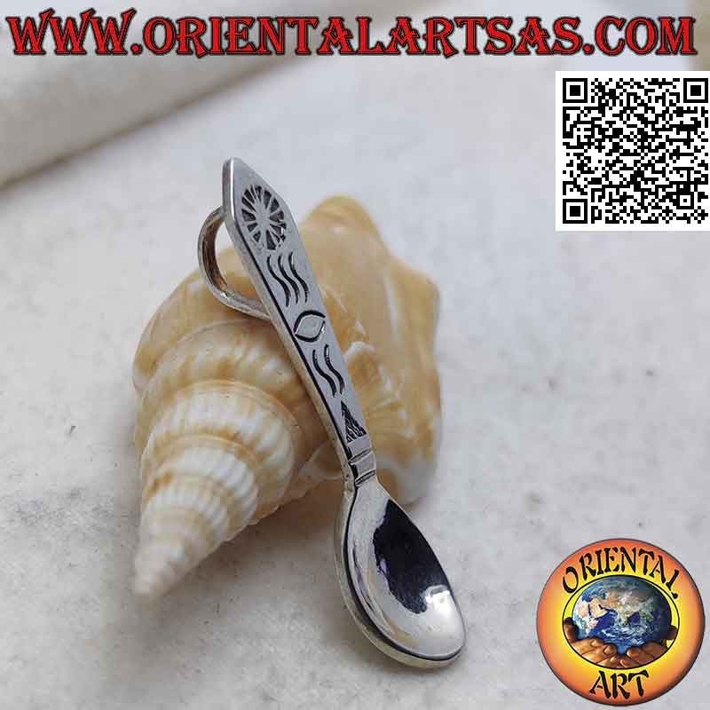 Pendentif en argent en forme de cuillère avec gravures géométriques (ovale)