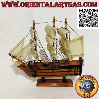 Maquette du voilier en bois "HMS Victory"
