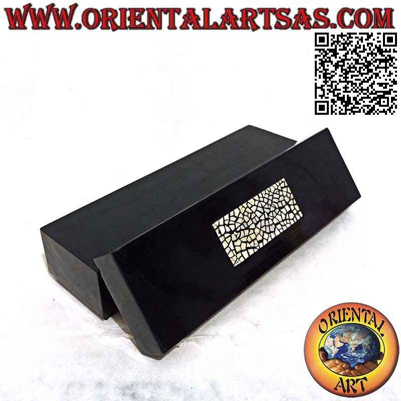 Elegant rectangular box in glossy black resin and applications