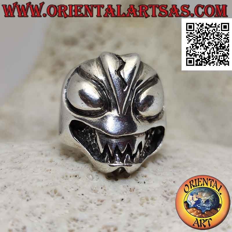 Bague en argent, le crâne d'alien maléfique