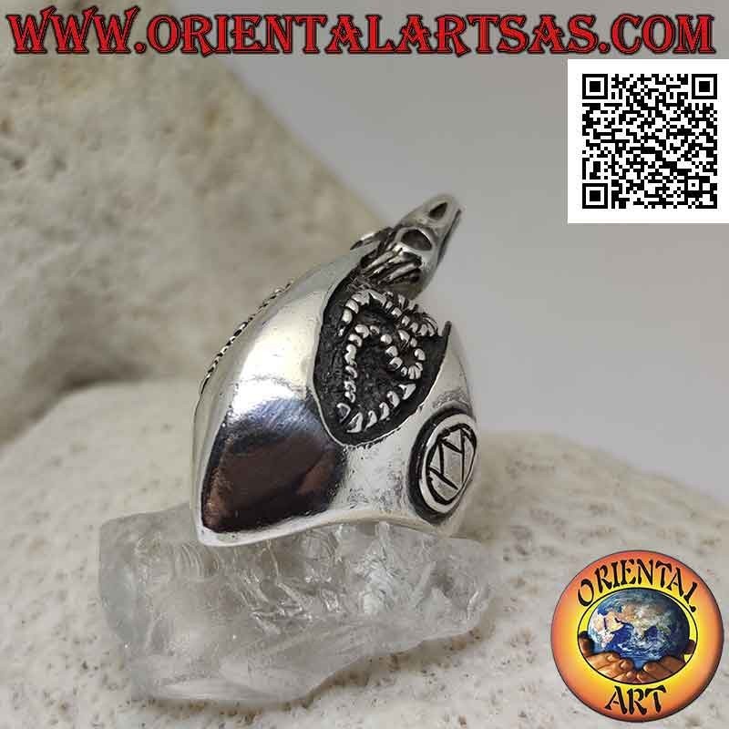 Silver ring, the skull of the vulture