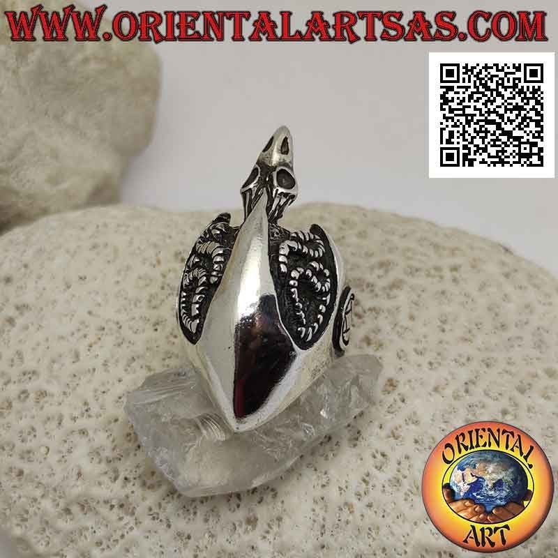 Anello in argento, il teschio dell'avvoltoio
