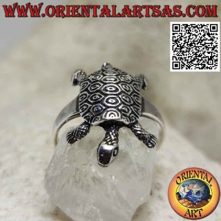 Anello in argento a forma di tartaruga con guscio inciso