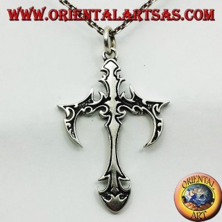 Gothic cross pendant in silver