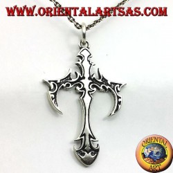 pendentif croix gothique en argent