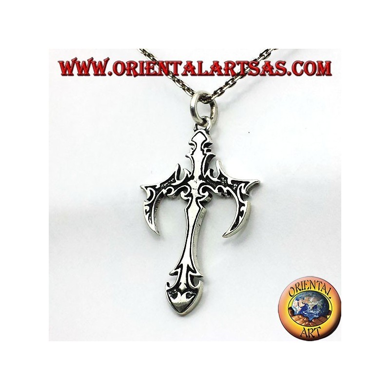 Gothic cross pendant in silver