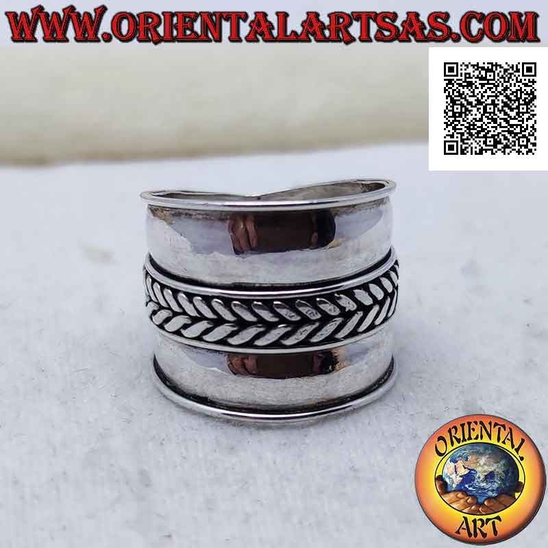 Wide band silver ring with central opposite oblique lines, Bali