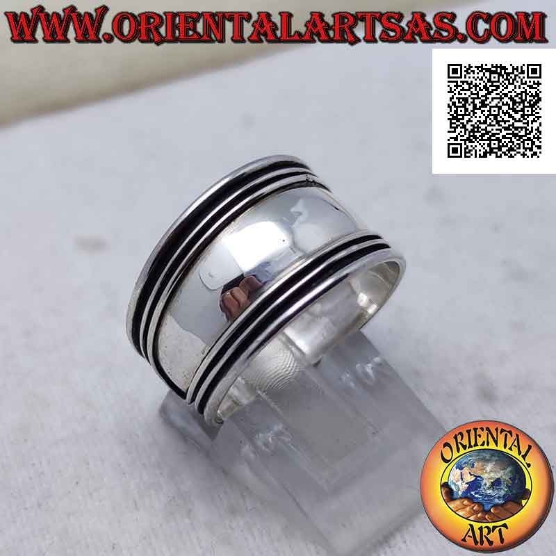 Wide band silver ring with horizontal lines in relief, Bali