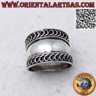 Anello in argento a fascia larga con filo arrotolato a molla, Bali