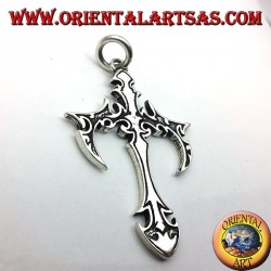 Gothic cross pendant in silver