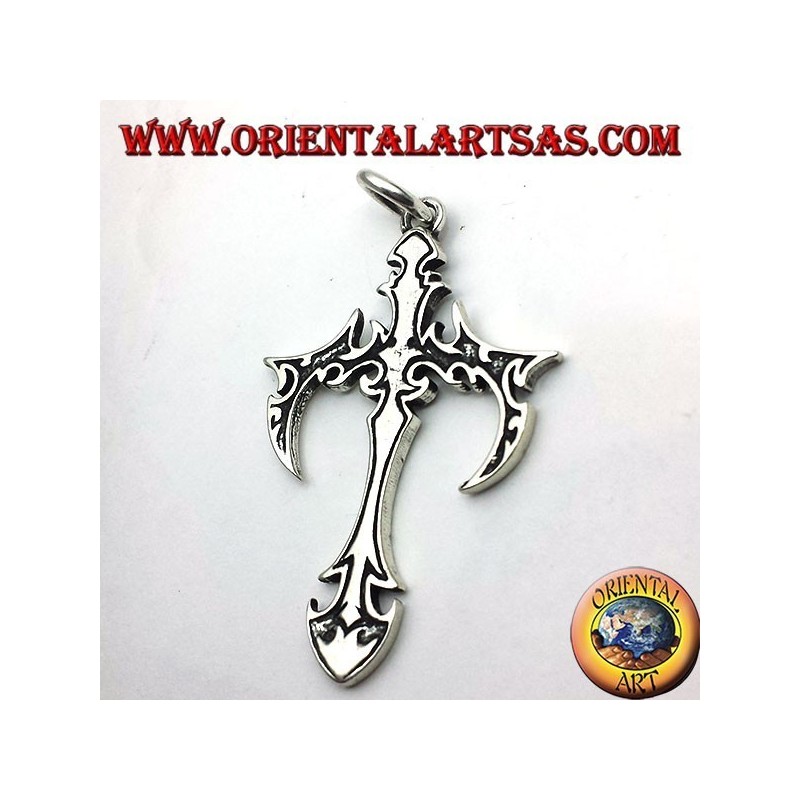 Gothic cross pendant in silver