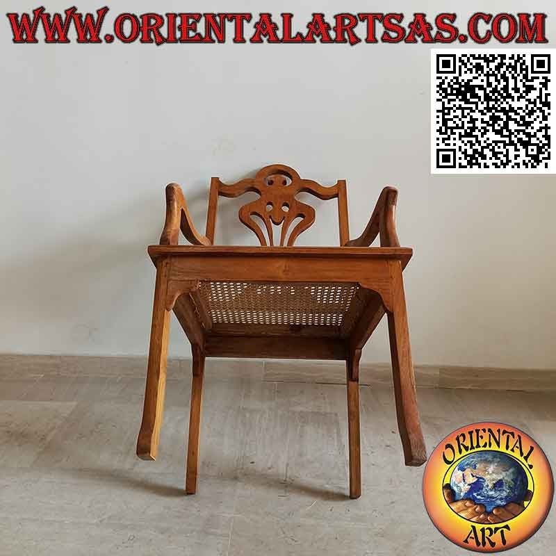Poltrona in stile "Vittoriano" in legno di teak e seduta in paglia di Vienna